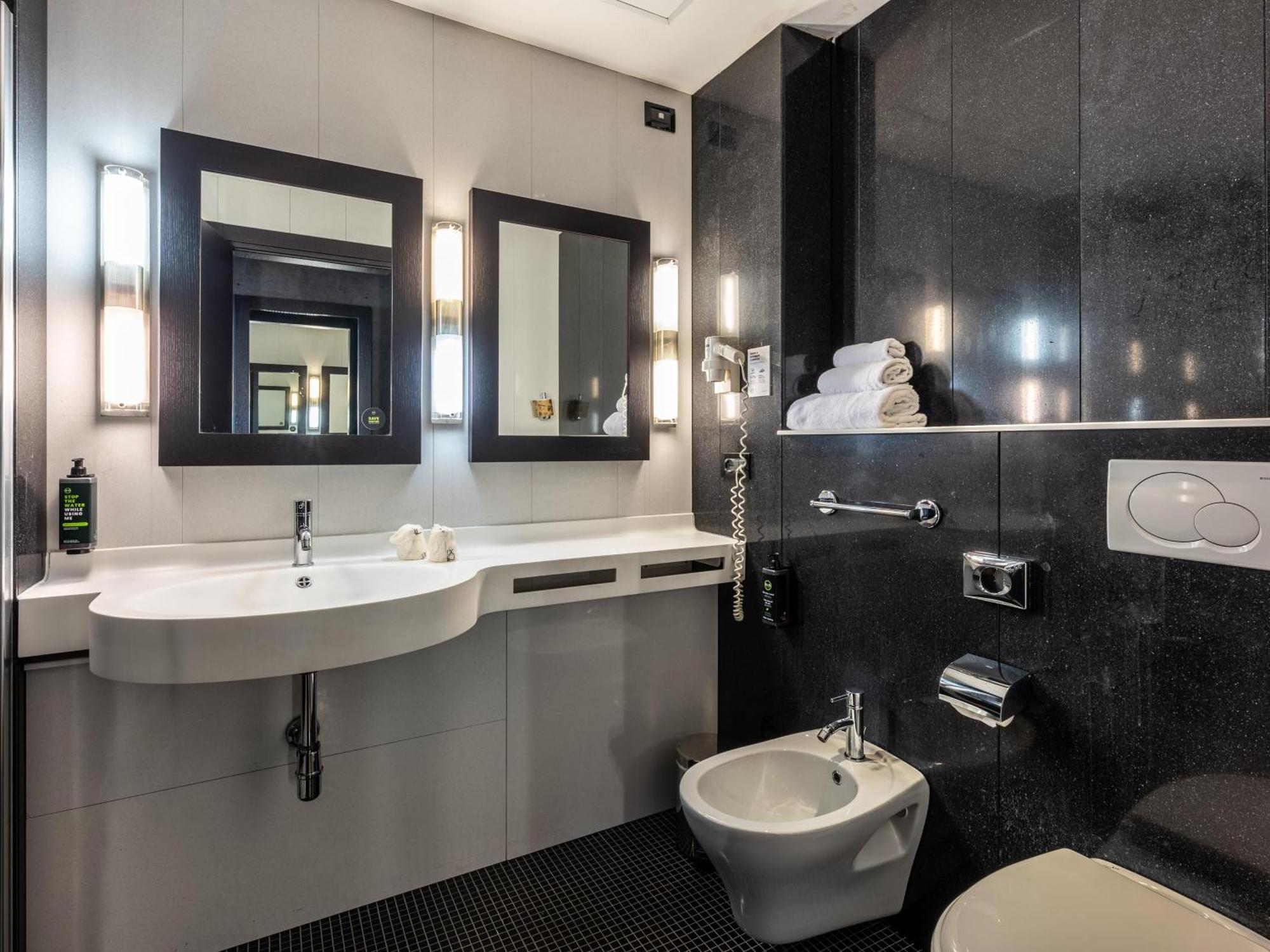 B&B Hotel Borgaro Torinese Dış mekan fotoğraf