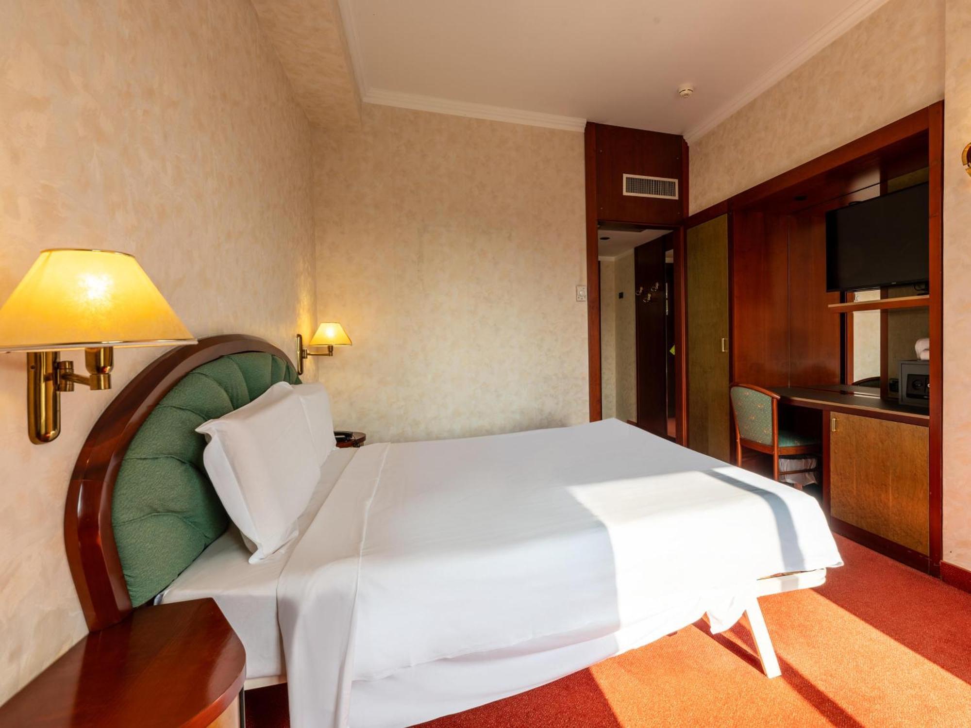 B&B Hotel Borgaro Torinese Dış mekan fotoğraf
